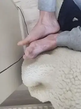 Snapshot of peepformance chatting on 12-23-25, 10:13 peepformance online show from 12-23-25, 10:13