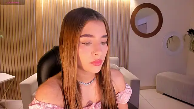 Snapshot of IbizaJacobs chatting on 10-22-25, 12:38 IbizaJacobs online show from 10-22-25, 12:38