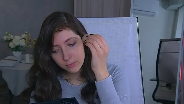 Mary Miiller online show from 11-08-25, 06:13