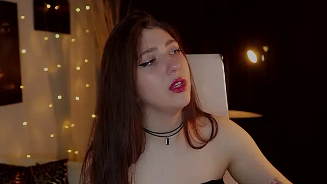 Mary Miiller online show from 03-24-26, 06:18