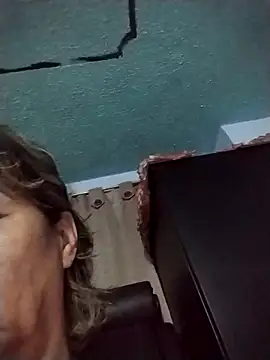 OliviaMorris1 online show from 04-22-26, 10:06