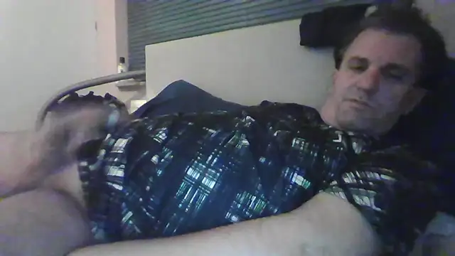 Snapshot of JasperGeil chatting on 10-09-25, 10:52 JasperGeil online show from 10-09-25, 10:52