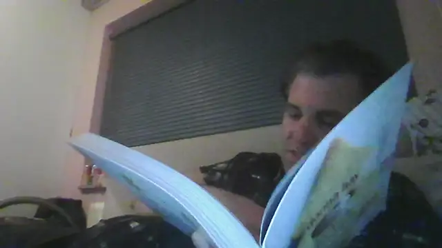 Snapshot of JasperGeil chatting on 10-16-25, 10:22 JasperGeil online show from 10-16-25, 10:22
