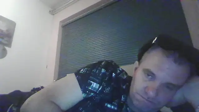 Snapshot of JasperGeil chatting on 10-18-25, 09:48 JasperGeil online show from 10-18-25, 09:48