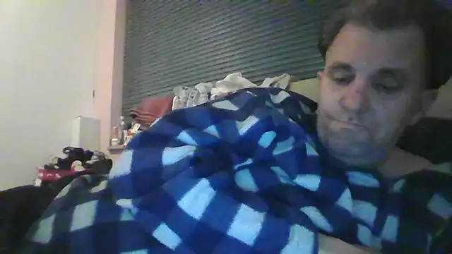 Snapshot of JasperGeil chatting on 11-18-25, 10:03 JasperGeil online show from 11-18-25, 10:03