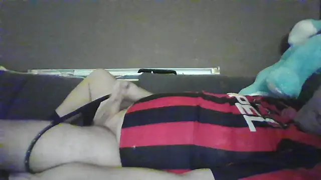 Snapshot of JasperGeil chatting on 11-22-25, 02:21 JasperGeil online show from 11-22-25, 02:21