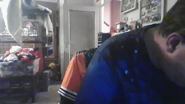 Snapshot of JasperGeil chatting on 06-17-26, 09:49 JasperGeil online show from 06-17-26, 09:49