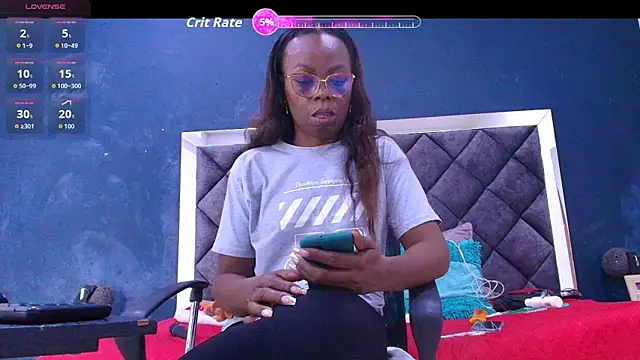 Snapshot of ebony__jheim chatting on 06-10-26, 11:53 ebony jheim online show from 06-10-26, 11:53