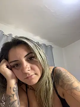 Snapshot of sophiemonroevip chatting on 01-09-26, 06:21 sophiemonroevip online show from 01-09-26, 06:21