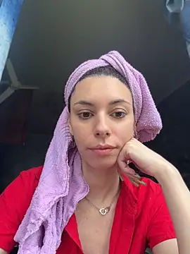 Amelie Crosby online show from 05-29-26, 11:52