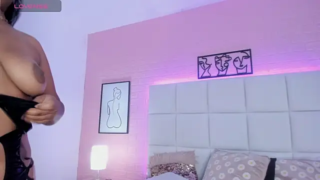 Meloddy Parkerr  online show from 04-16-26, 11:55