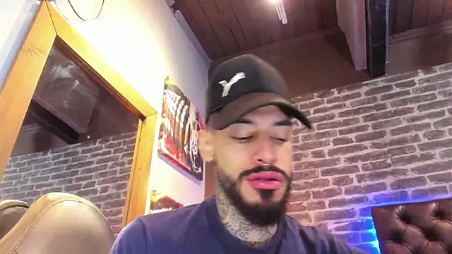 VinzenzRizzo online show from 09-25-25, 04:16