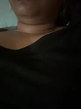 Snapshot of Anshaya chatting on 05-18-26, 04:35 Anshaya online show from 05-18-26, 04:35