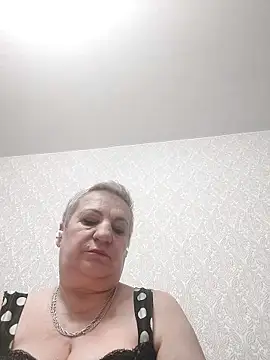 StarNicole online show from 12-14-25, 04:56