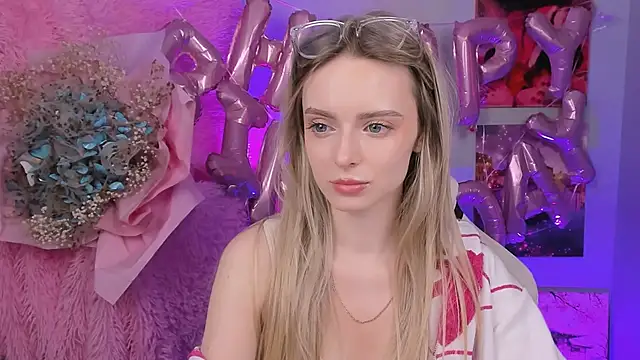 JuliaBrewwer online show from 09-13-25, 12:05