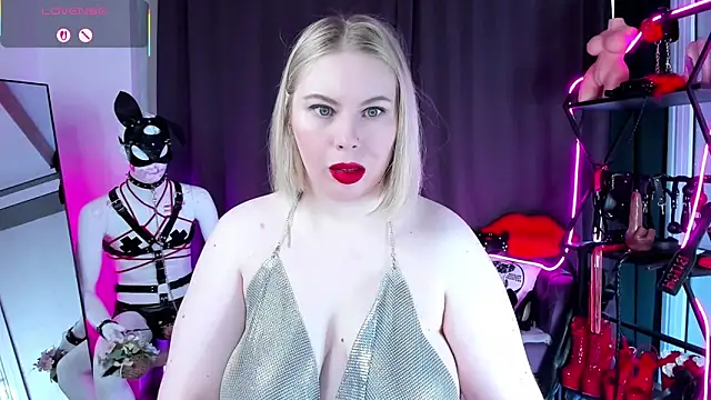 Anna Maxwell online show from 04-19-26, 02:00