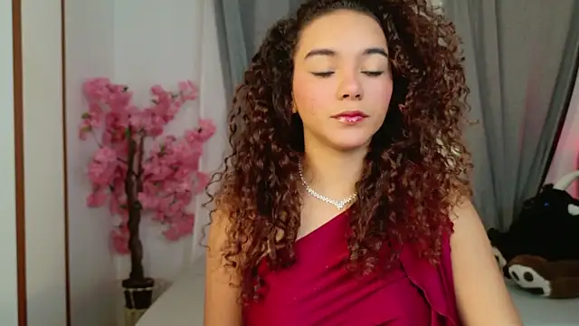 Taylor Tina online show from 10-04-25, 09:18