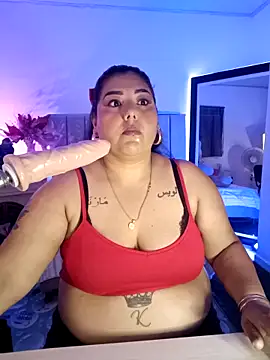 AndreaKinky online show from 11-30-25, 08:07