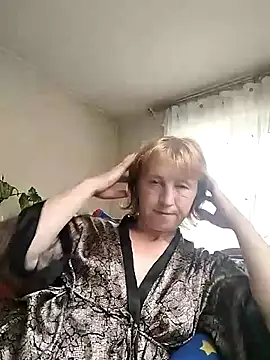 Flower2931 online show from 06-17-26, 09:45