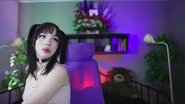 Sabrina bloom online show from 11-07-25, 01:33