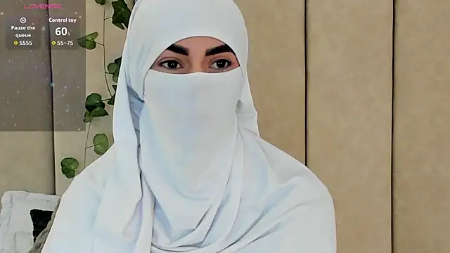  Zahiira  online show from 10-02-25, 12:01