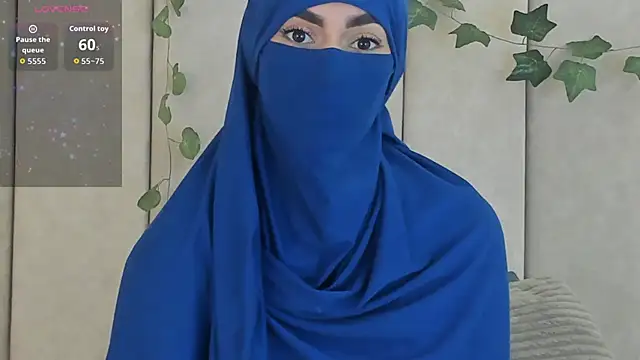  Zahiira  online show from 10-07-25, 12:13