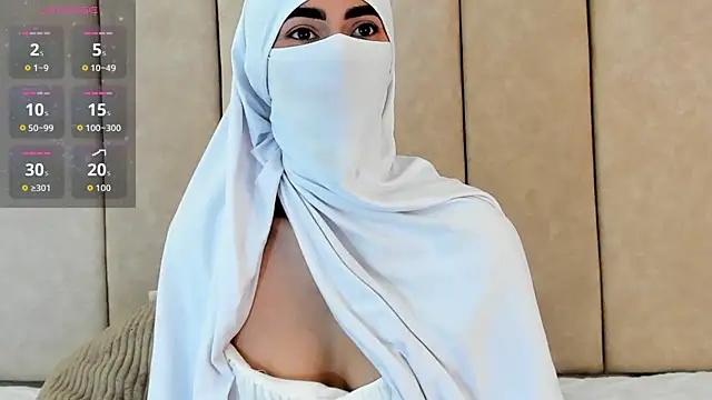  Zahiira  online show from 11-04-25, 12:04