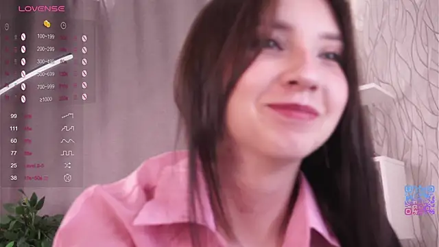 DaisyBlaze online show from 10-06-25, 04:48