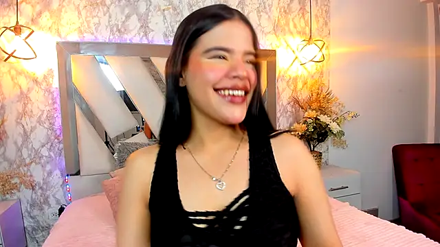 Snapshot of Aisha_poweer chatting on 09-22-25, 03:41 Aisha poweer online show from 09-22-25, 03:41