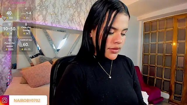 Snapshot of Aisha_poweer chatting on 10-21-25, 03:18 Aisha poweer online show from 10-21-25, 03:18