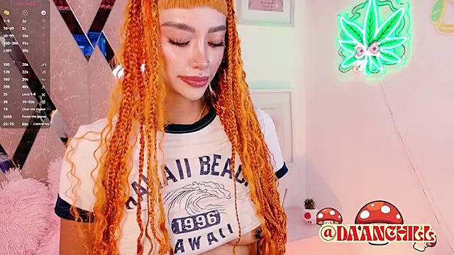 ScarlettRusso1 online show from 04-03-26, 10:13