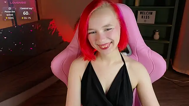 NaomiYoru online show from 11-26-25, 08:32