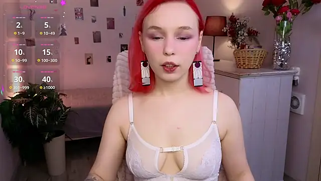 NaomiYoru online show from 04-01-26, 08:28