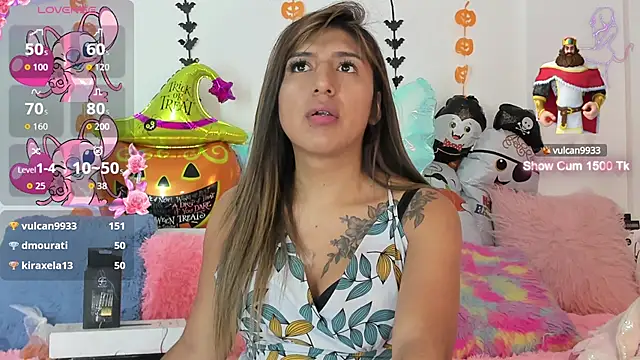 Ariana-Fernandez online show from 10-10-25, 01:10