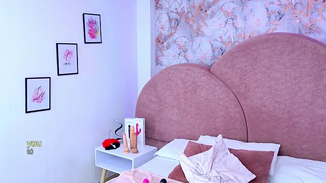 RavenGloomy online show from 11-10-25, 07:35