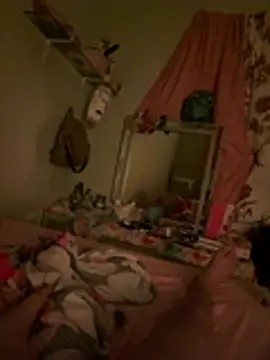 Snapshot of CairoR2122 chatting on 03-16-26, 09:02 CairoR2122 online show from 03-16-26, 09:02