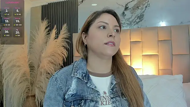 cloesummerr  online show from 03-29-26, 12:38