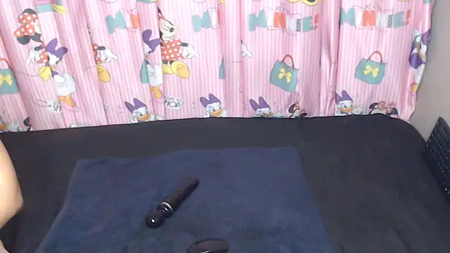 TrishahXo online show from 04-03-26, 07:34