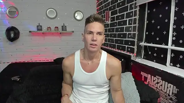 Snapshot of AdanXanders chatting on 02-03-26, 05:05 AdanXanders online show from 02-03-26, 05:05