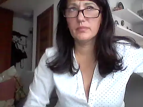 Elena48324 online show from 11-08-25, 01:00