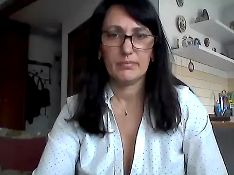 Elena48324 online show from 04-15-26, 11:17