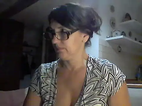 Elena48324 online show from 08-06-26, 06:43