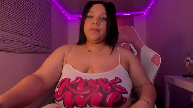 Snapshot of tamara_princess0 chatting on 09-25-25, 08:01 tamara princess0 online show from 09-25-25, 08:01