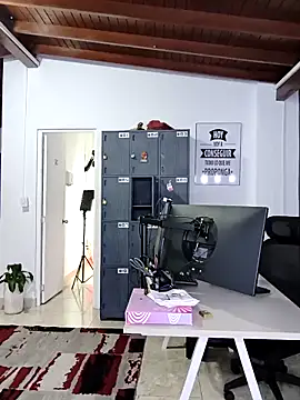 Snapshot of Zafiro__Brown chatting on 12-15-25, 09:02 Zafiro Brown online show from 12-15-25, 09:02