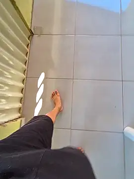 Snapshot of Saraiva2002 chatting on 03-29-26, 06:30 Saraiva2002 online show from 03-29-26, 06:30