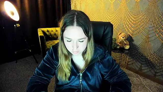 Sofii darling online show from 04-19-26, 06:10