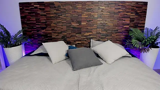 Snapshot of debra_win chatting on 12-03-25, 09:29 debra win online show from 12-03-25, 09:29