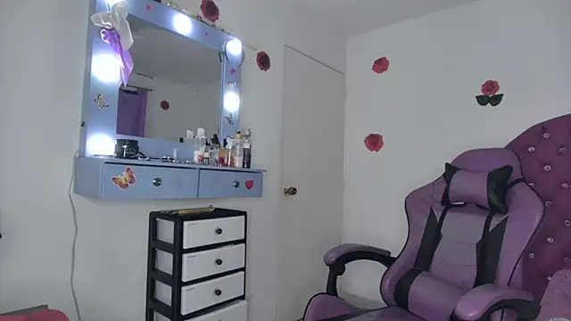 soffy rosses online show from 04-11-26, 01:54