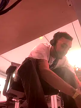 malek xarx  online show from 11-27-25, 03:25