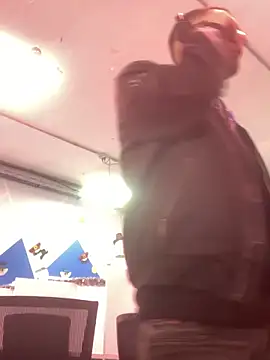 malek xarx  online show from 12-01-25, 03:39